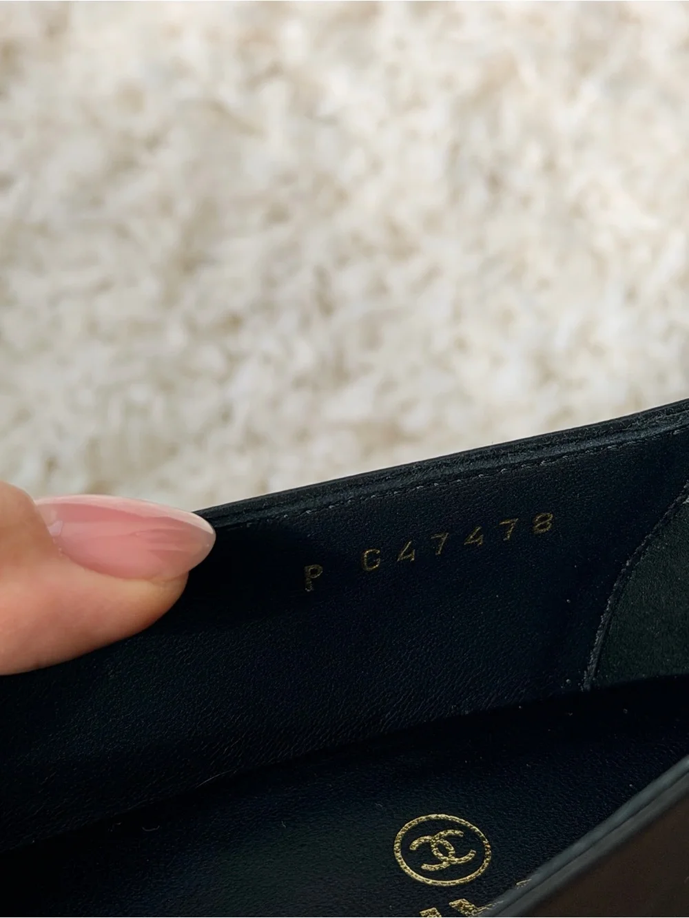 CHANEL Black Leather CC Logo Ballet Flats sz 39.5